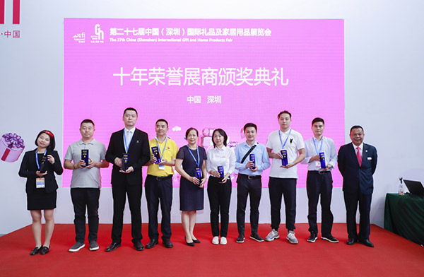 5dd39c1e42666.jpg 5dd39c1e42666.jpg