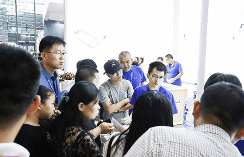 5e7c0a8085050.jpg 5e7c0a8085050.jpg